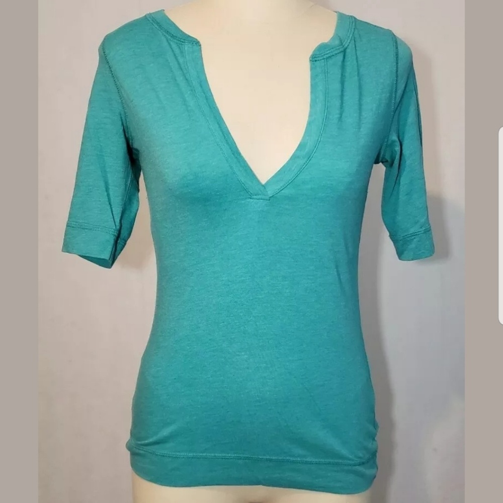 American Eagle Womens Solid Short Sleeve V Neck